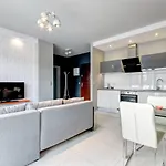 Dom & House Apartments - Marina Residence *